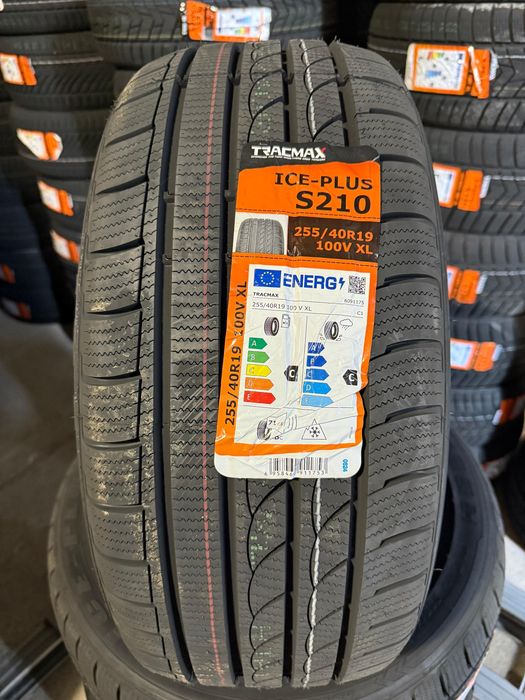 Зимни гуми спортпакет TRACMAX 255/40R19 100VXL + 275/40R19 105V дот 25