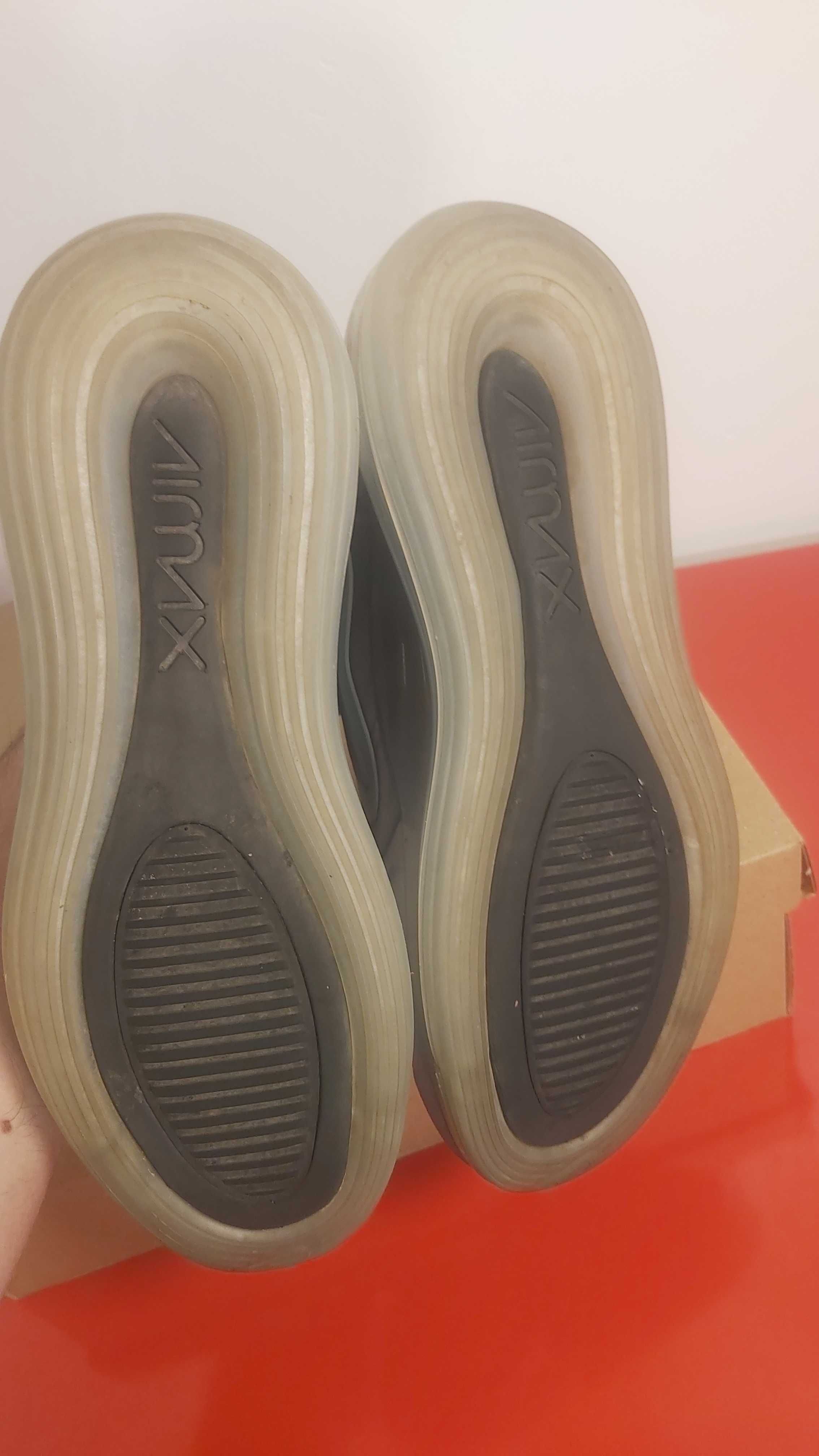 Nike Air Max 720 "Carbon Grey" - Номер 38.5