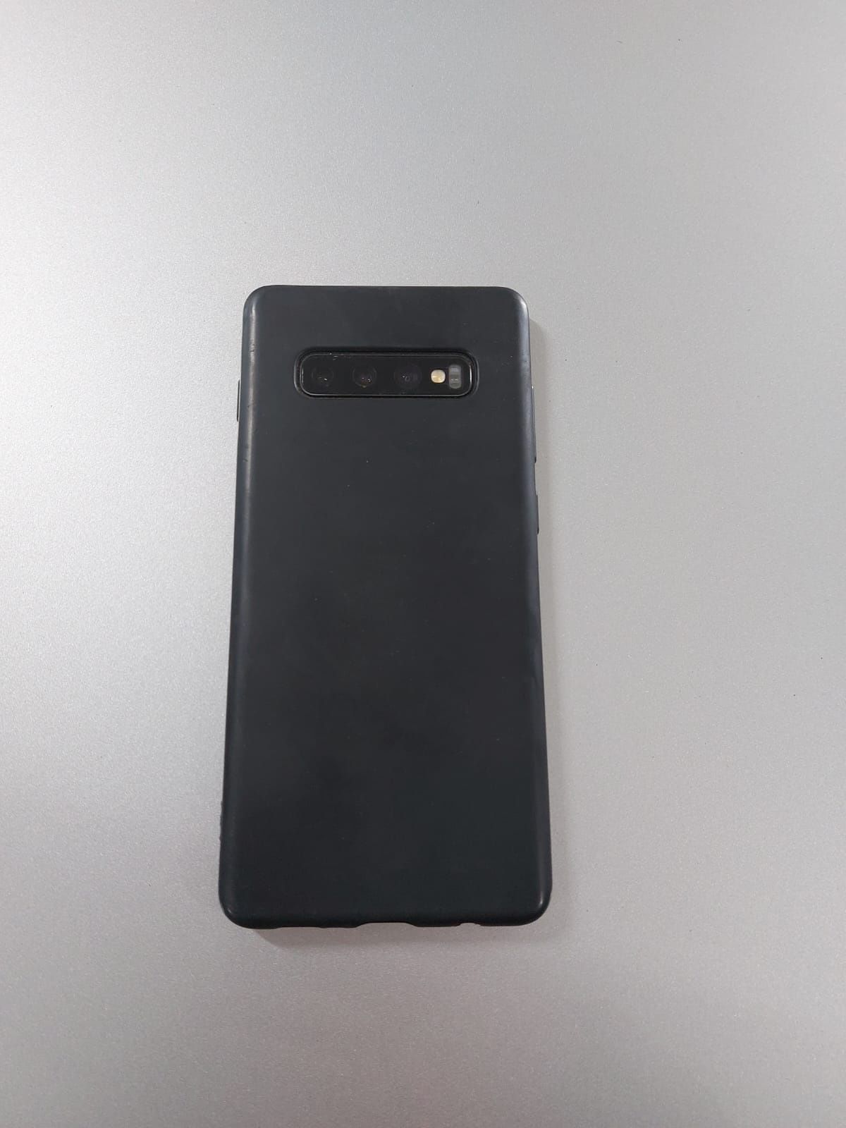 Vand samsung galaxy s10 plus nou