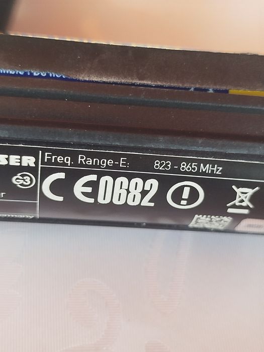 Sennheiser G3 823-865  MHz