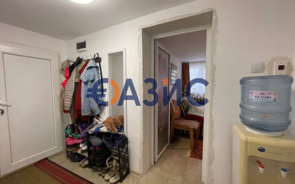 Продава се Къща в с. Варовник, Област Бургас - 120 кв.м за 492 €/кв.м - Снимка #4