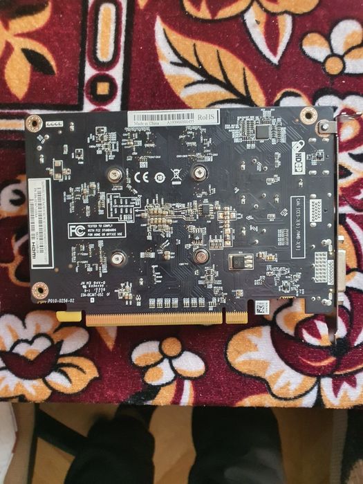 Vand Amd Radeon Sapphire 2gb