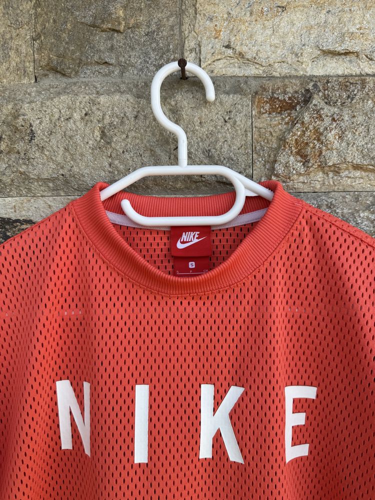 Дамска тениска Nike