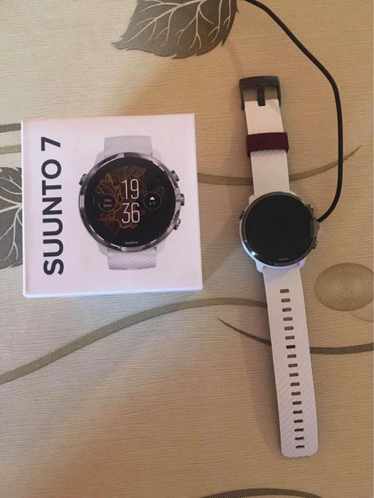 Спортен часовник Suunto 7 smart, White Burgundy