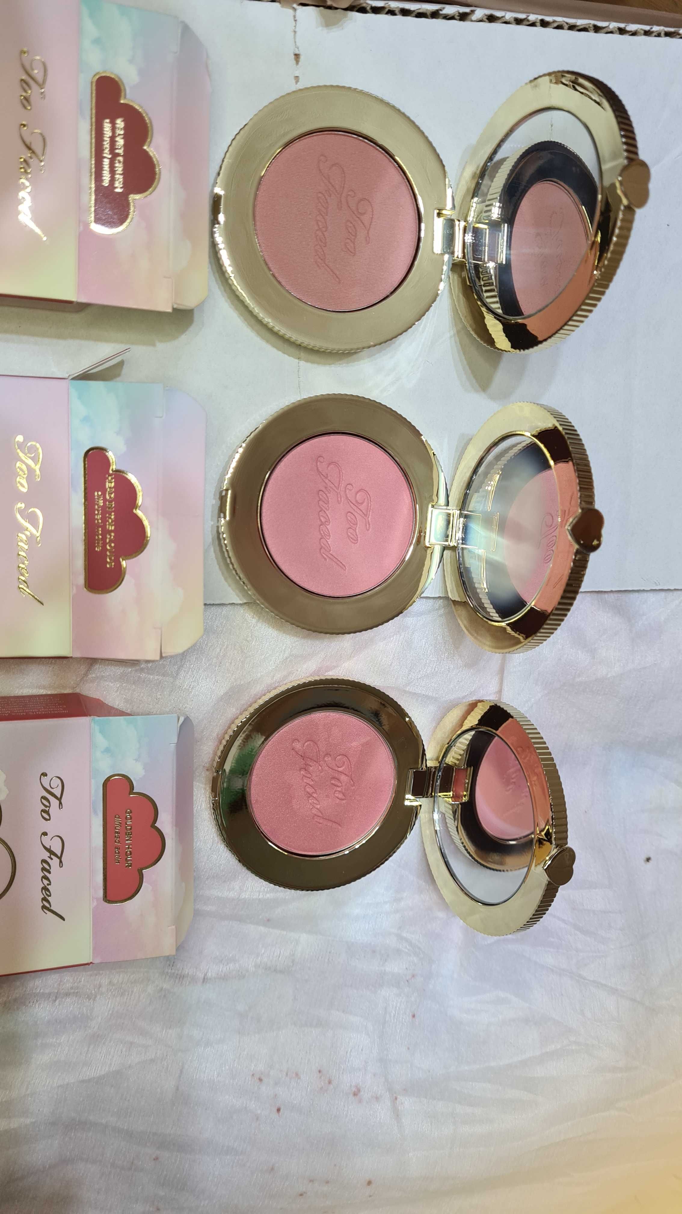 Blush Too Faced Cloud Crush