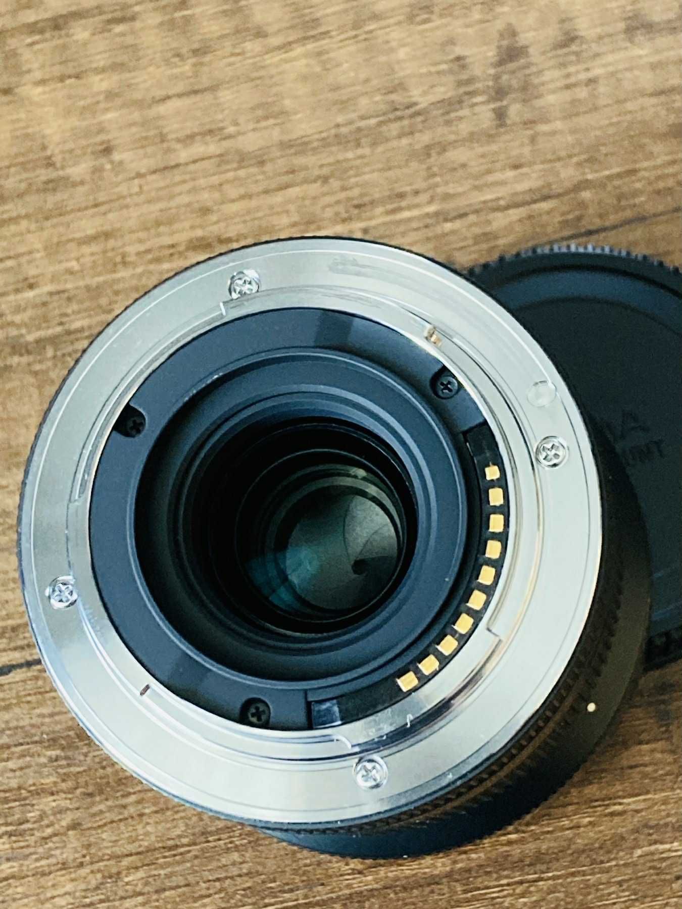 Обектив SIGMA 19mm f/2.8 за E-mount и Super 35mm матрица