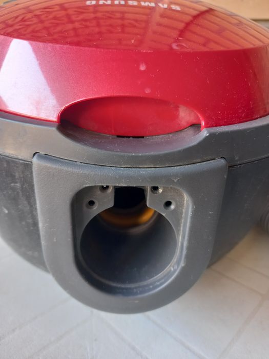 Продаётся пылесос Samsung б/у