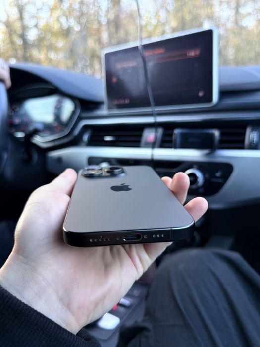 Vand iphone 15 pro Black Titanium 128gb/ ca NOU