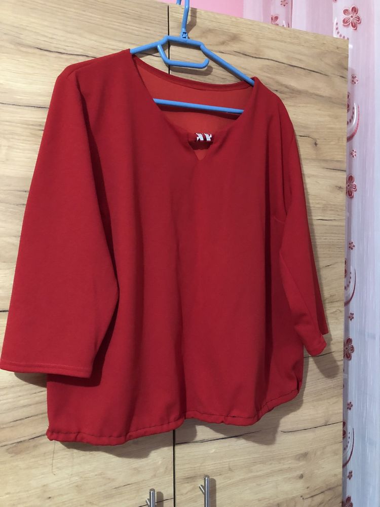 Bluza NOUA marimea 50