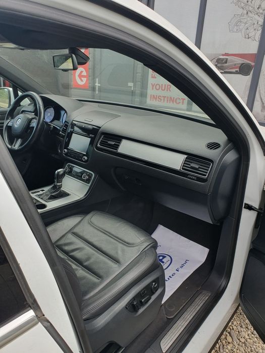 Piese /dezmembrări Vw Touareg 3.0 TDI an 2013