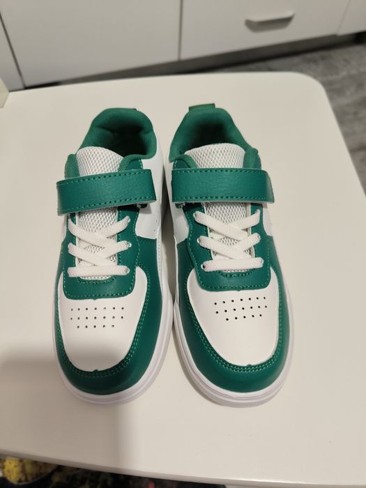 Adidași copii noi 32