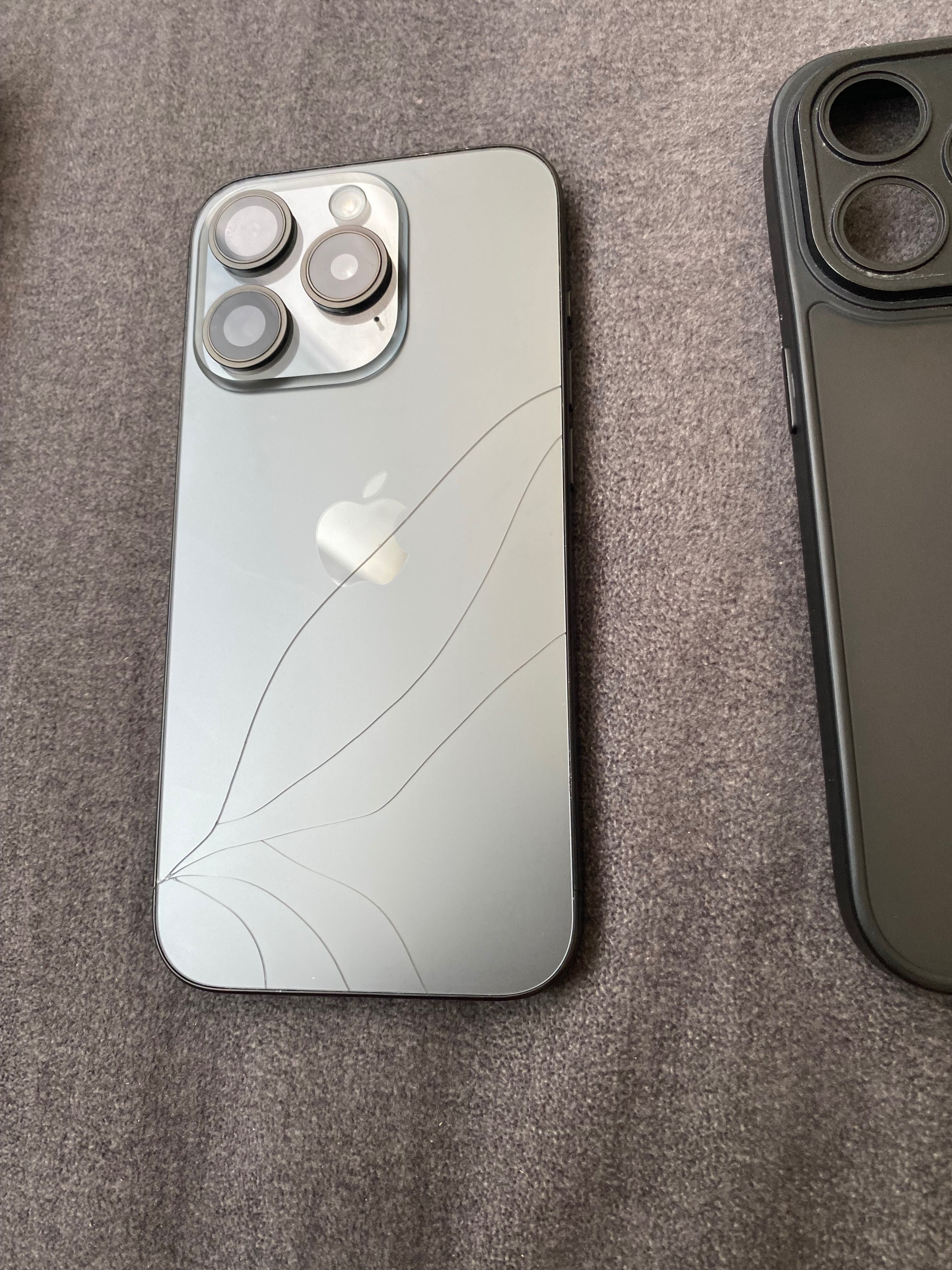 iPhone 15 pro 128GB Спешно!
