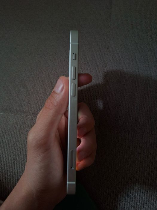 iPhone 12 Айфон 12 в идеальном состоянии