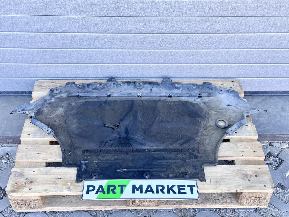 Кора под двигател AUDI Q5 SQ5 8R1863821B