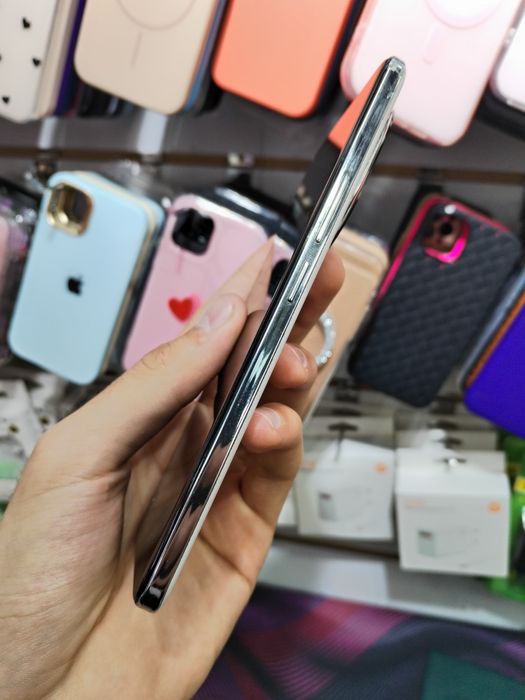 Honor 200 8/256 ideal