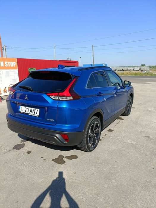 Mitsubishi Eclipse-Cross Eclipse Cross PHEV 2.4L 4WD A/T instyle -S98