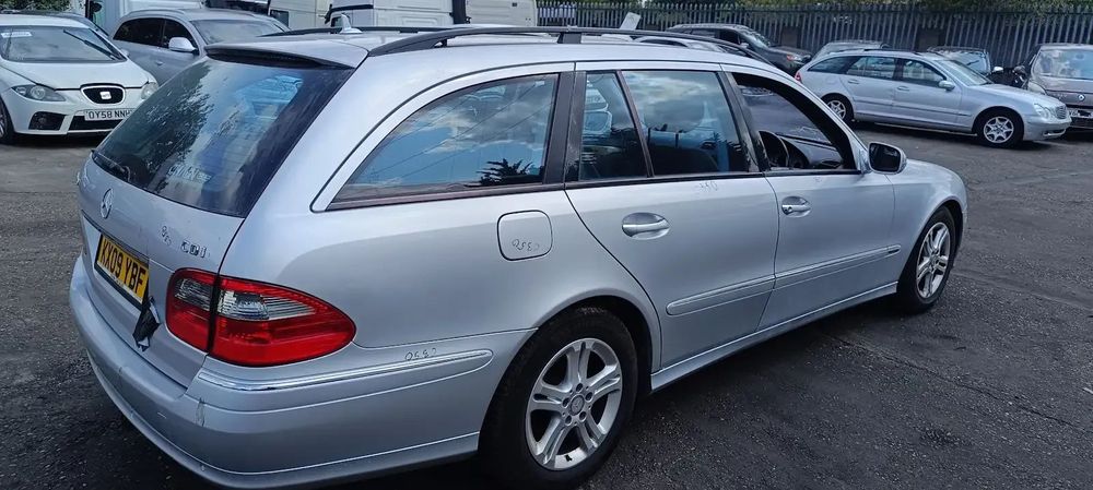 Dezmembrari / Dezmembrez Mercedes Clasa E T-Model (S211) 2.2 CDI 646821 cutie viteze automata cod culoare 775 Iridium Silver