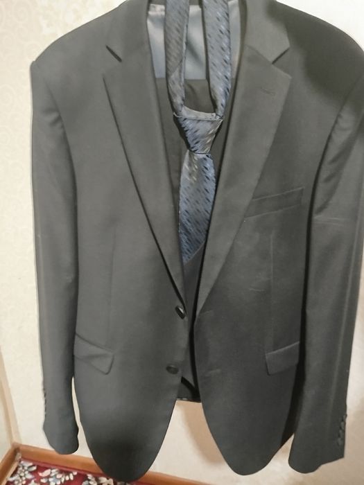 Костюм ШИМ сотилади 1марта кийилган