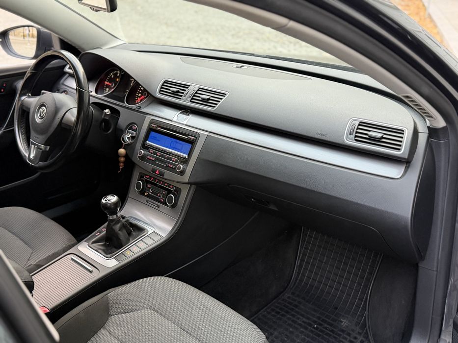 VW Passat 2012 2.0 TDI Rate/Transport la domiciliu
