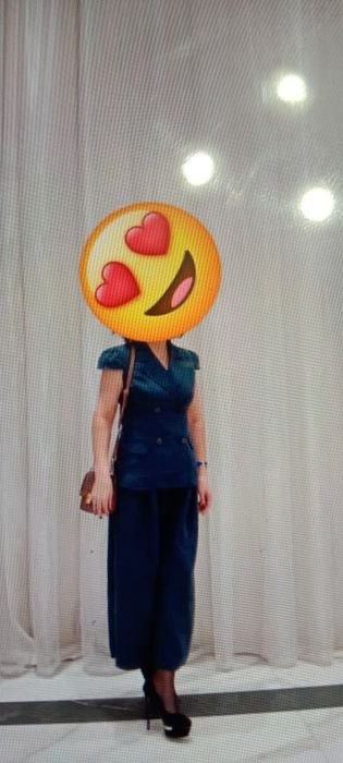 Продам брючный костюм, покупала за 55 тыс, отдам за 15 тыс.