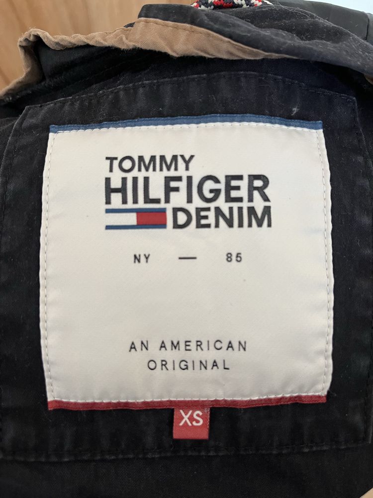 Мъжко яке Tommy Hilfiger XS