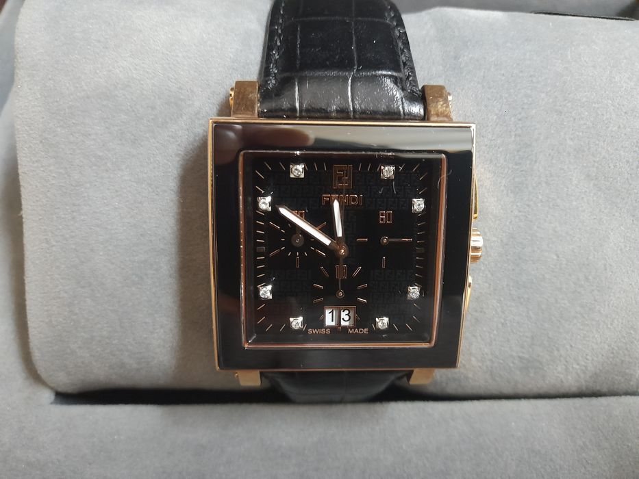 Часы наручные FENDI оригина.