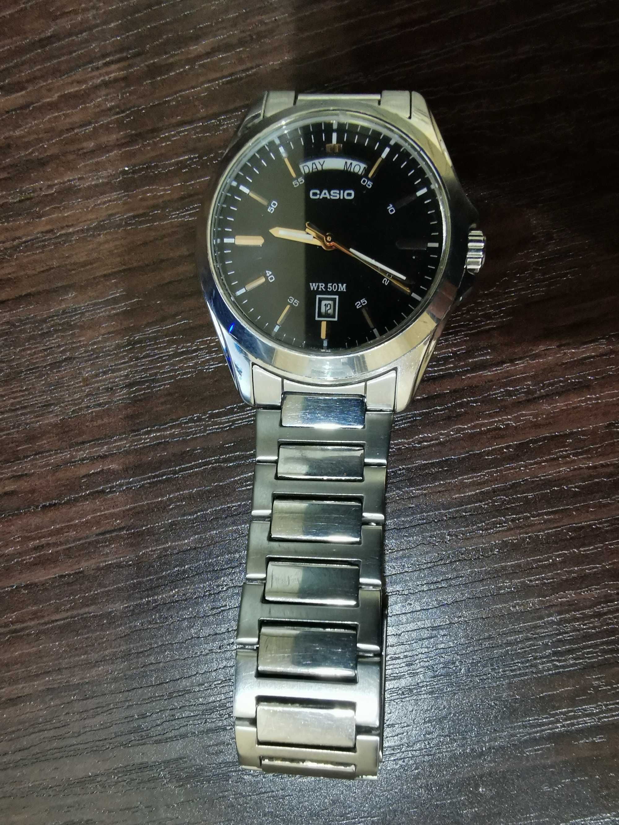 Мужские наручные часы CASIO