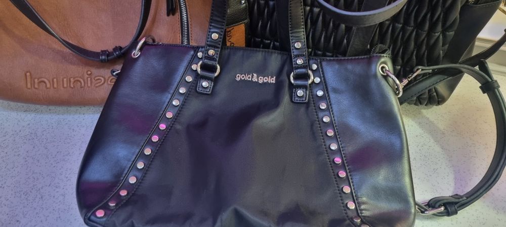 DISIGUAL и Gold & gold чанти на цена от 20лв. 35лв. 55лв.