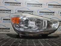 Far Dreapta Mitsubishi ASX Facelift 2012 2012 - 2016 SUV 4 Usi (1312) Cu lupă