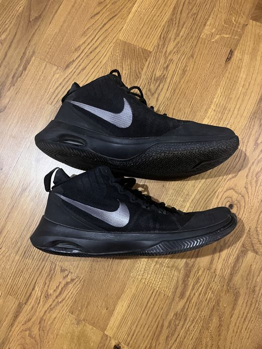 Adidasi baschet Nike, 43