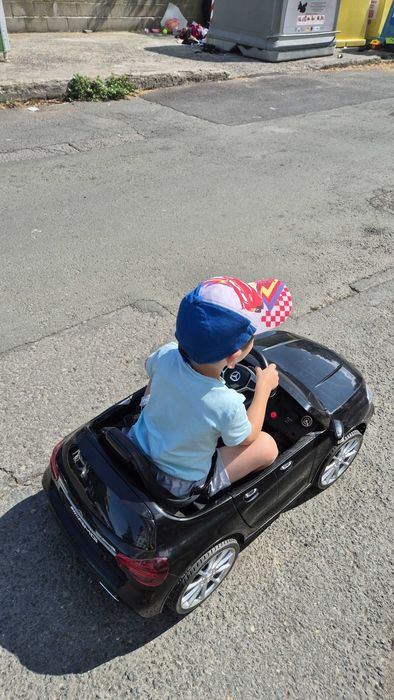 Акумулаторна кола Mercedes Benz GLA 45