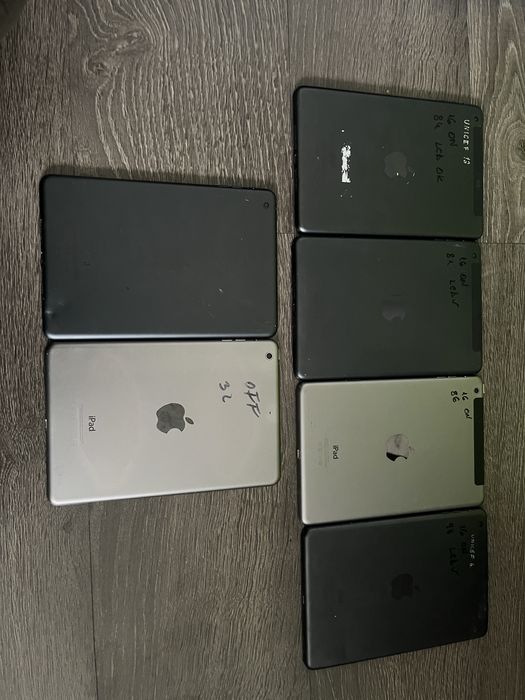 Vand ipad-uri mini 2013-2015 blocate / deblocate functionale