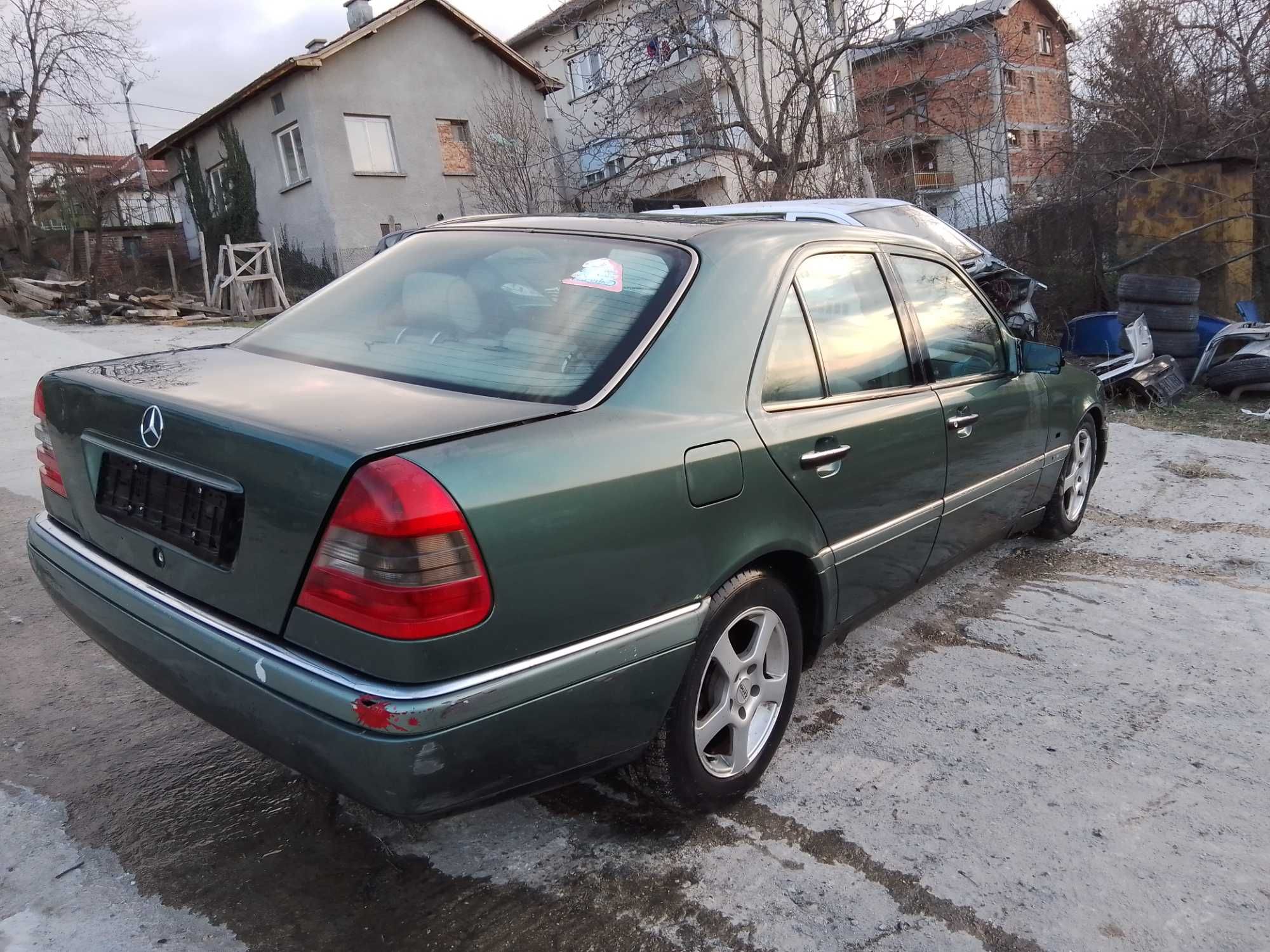 mercedes C 250 w 202 на части