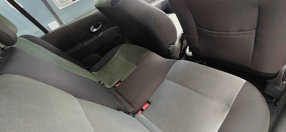 Renault 2008 година