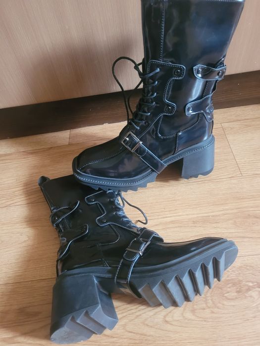 Ботинки Новые! (38/39 р-р)