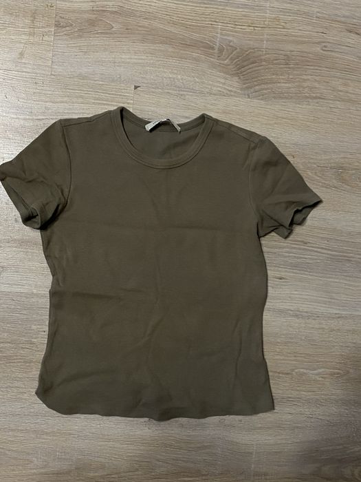 Продам футболки за 2000 тенге!