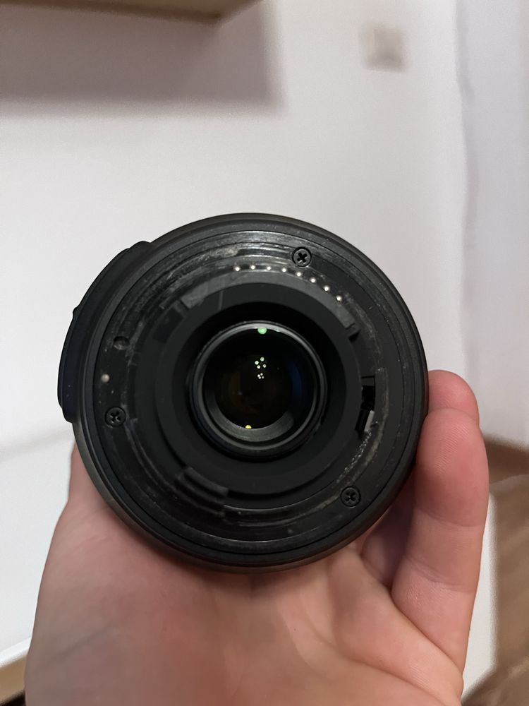 Obiectiv Nikon 18-105, f 3.5-5.6 G