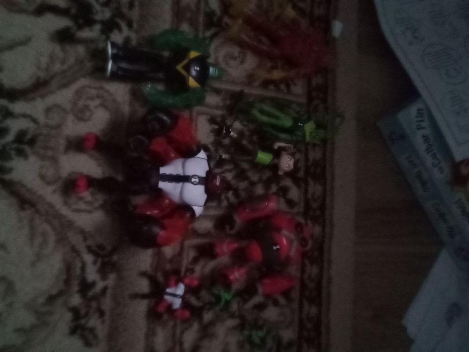 10 extraterestrii ben-10 day un bonus la cumpararea acestui produs