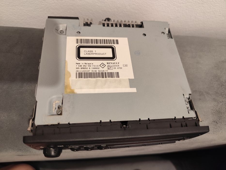 Vand Radio Cd Mp3 Player Dacia Logan/Sandero 2010