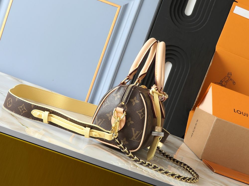 Geanta louis vuitton speedy 18