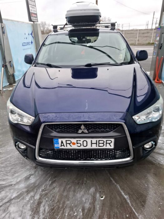 Vând Mitsubishi ASX 2011