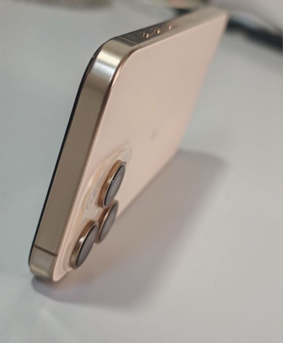 iPhone 16 PRO MAX  512 GB  Accept Schimburi