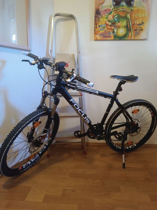 Bicicleta MTB FOCUS Black Forest