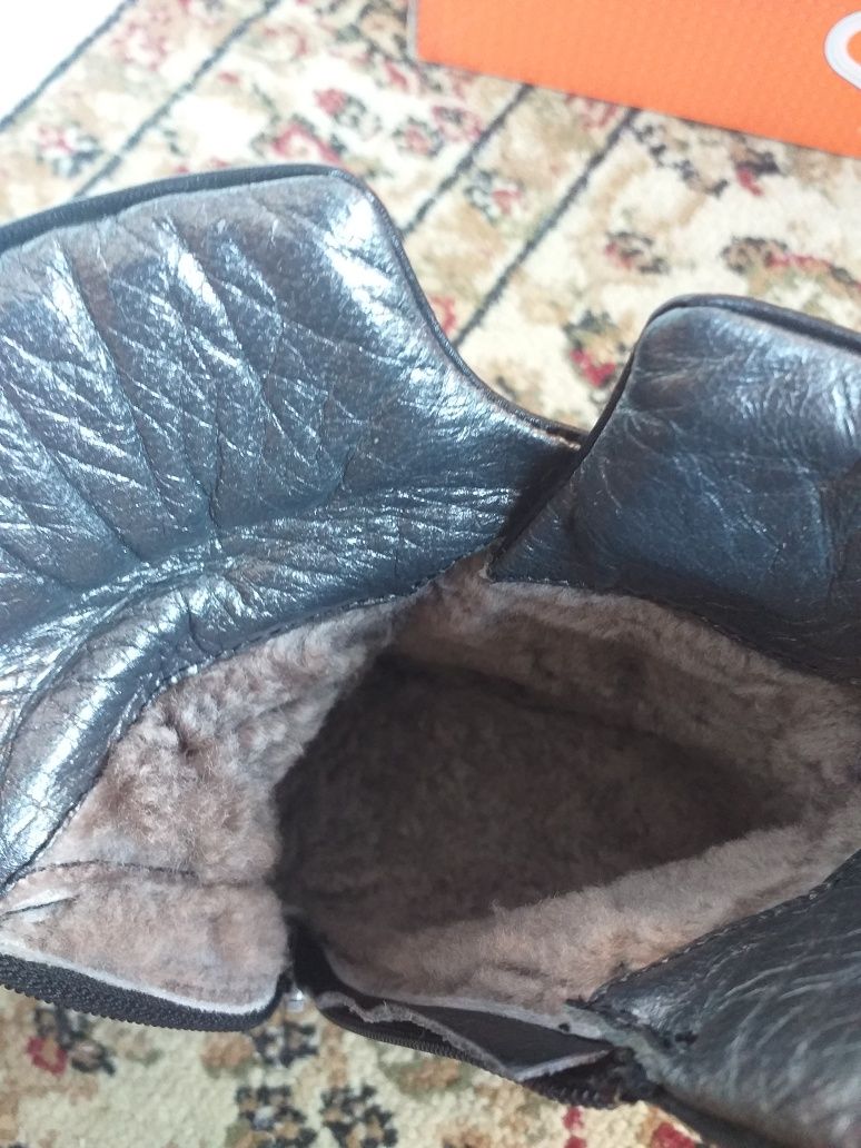 Ботинки Тифлани рр 31-32 ( зима) в идеальном состоянии кожа натур. Мех