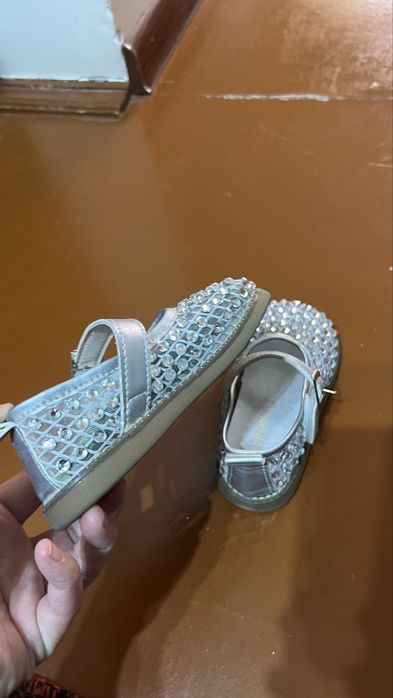 Qizchalar uchun tuflicha