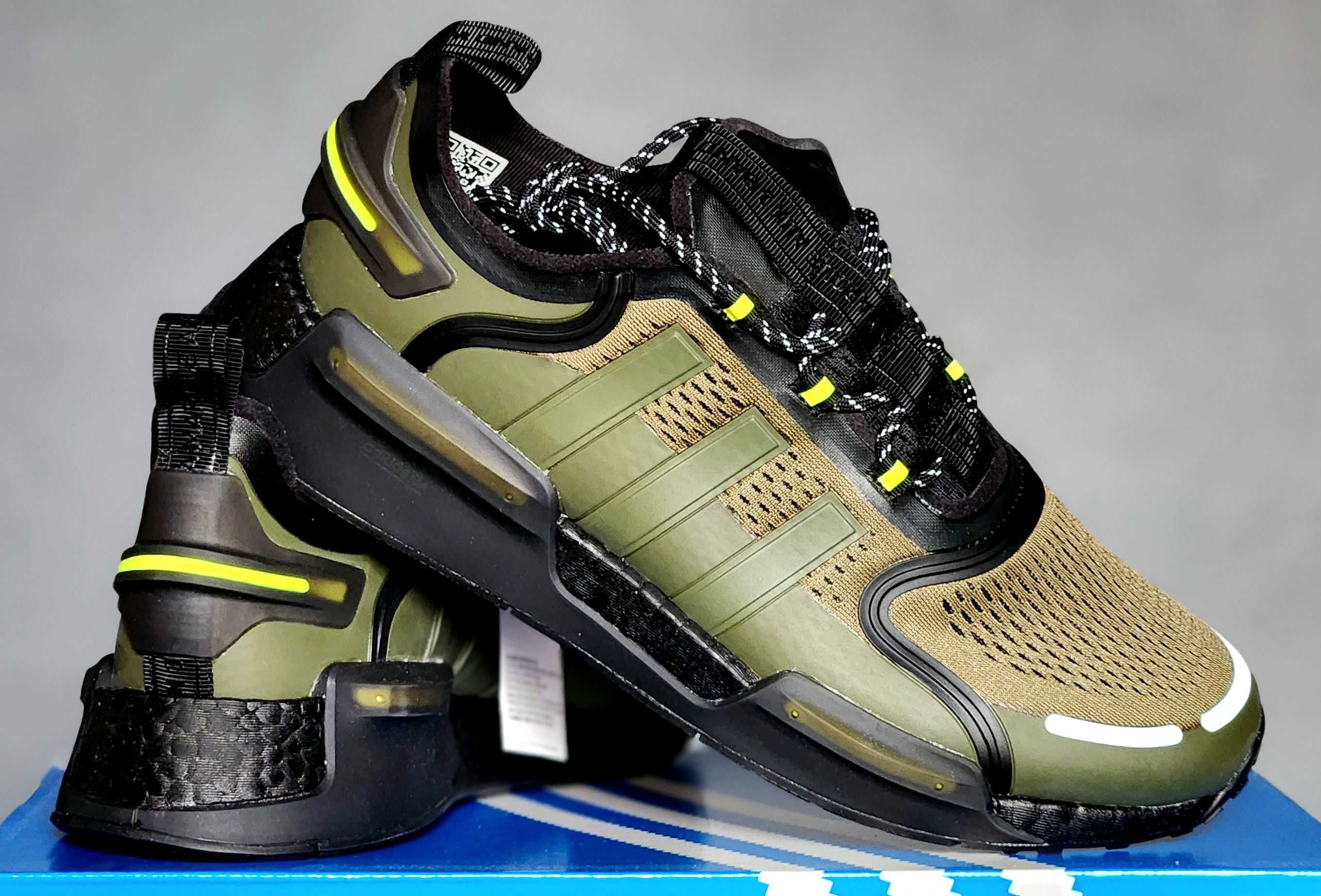 Новые кроссовки Adidas Originals NMD V3