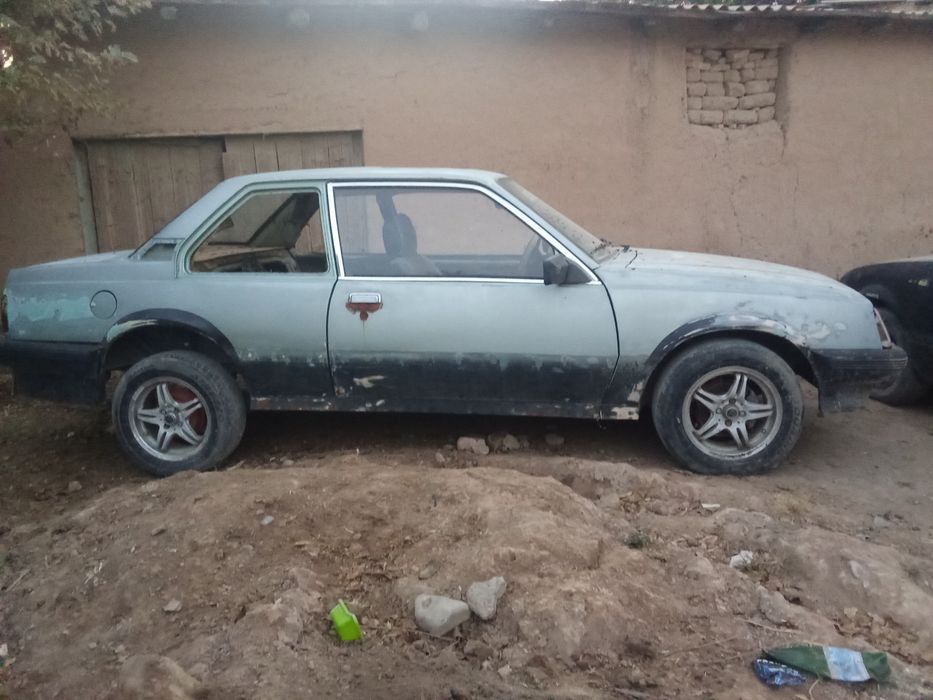 Опел Аскона запчаси