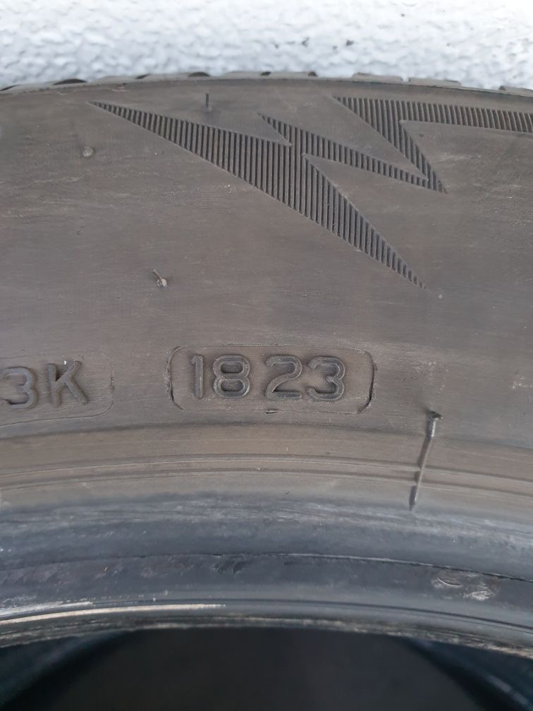 Зимни гуми 2 броя BRIDGESTONE Blizzak LM005 245 50 R19 дот 1823