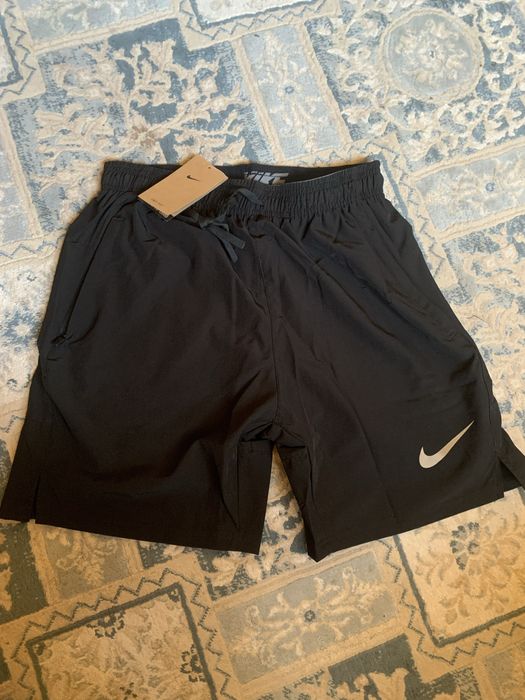 Nike shorti шортик