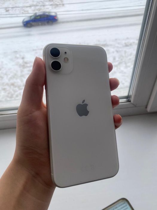 обменяю 11 айфон.